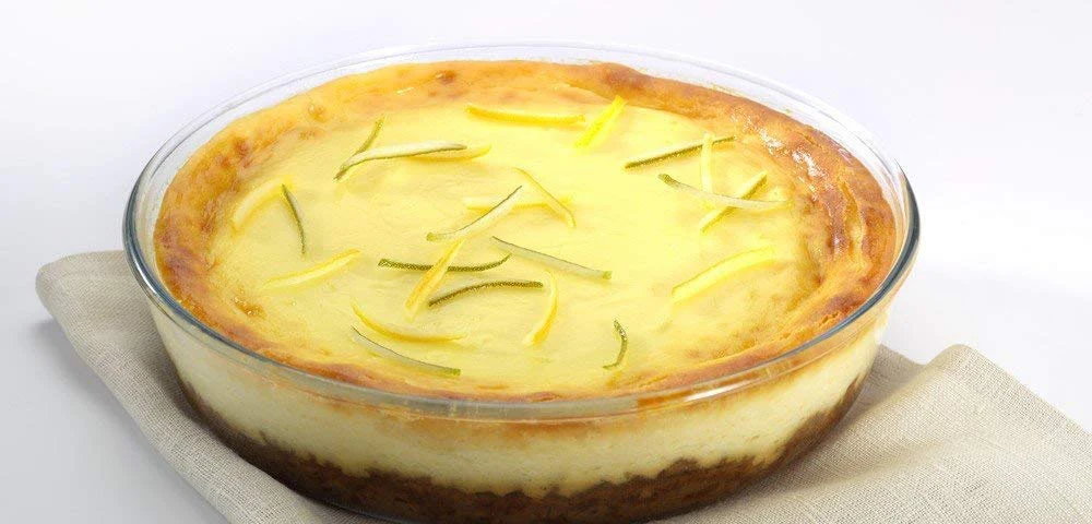 PYREX Cake Dish - Image 3